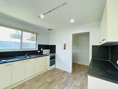 11 Leslie Drive, Moranbah