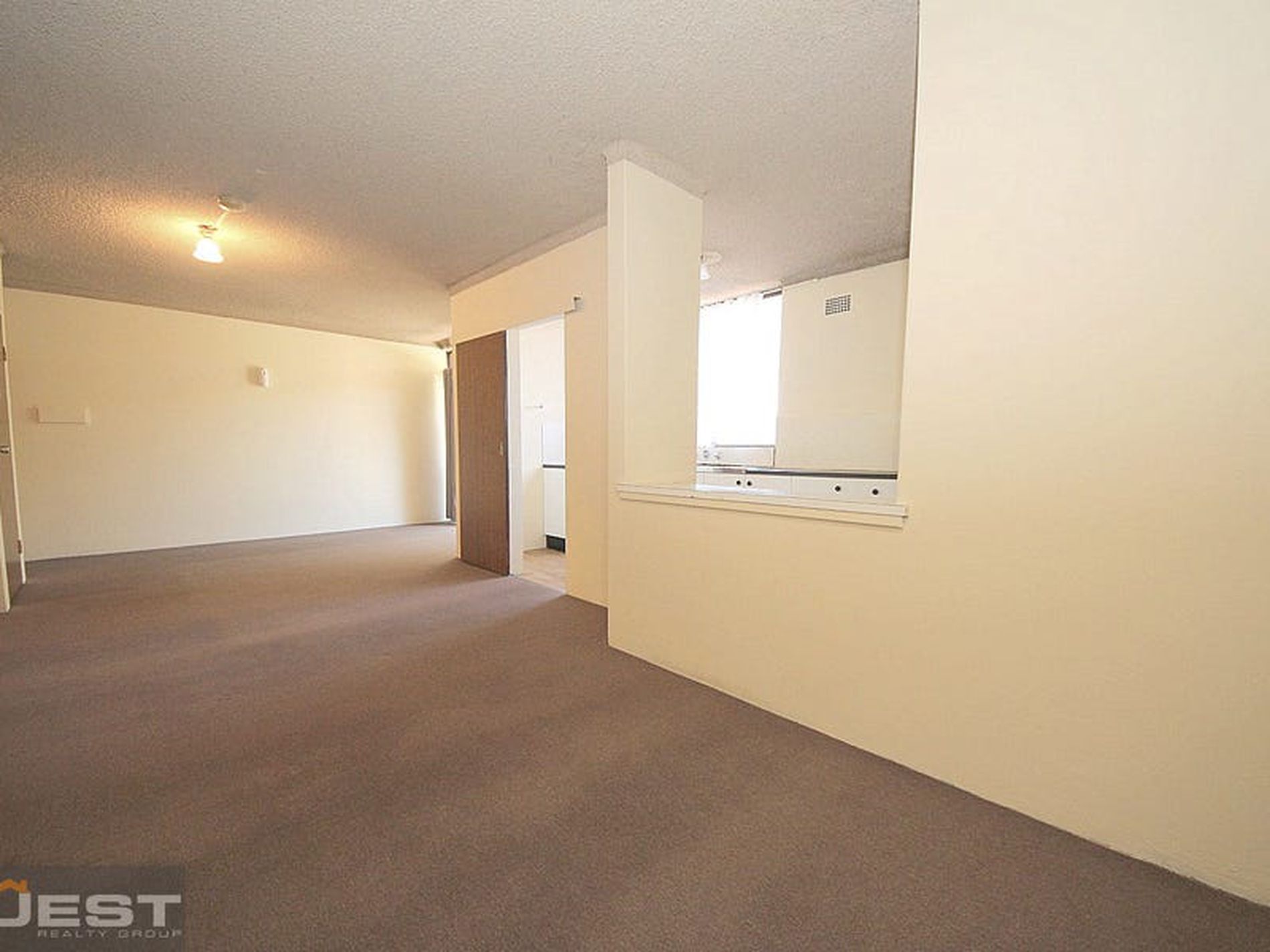 9 / 168 Greenacre Road, Bankstown