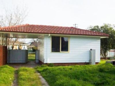 2 Garnet Place, Lavington