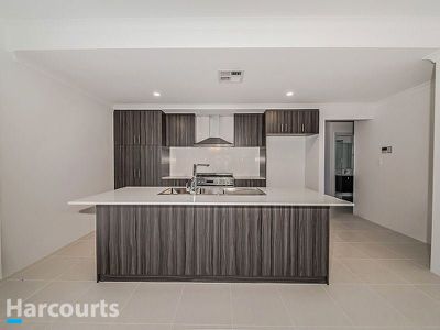 16 Bunker Crescent, Yanchep