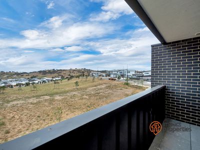 4 / 50 Maymuru Way, Whitlam