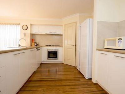 33 FERNDALE AVENUE, Dalyellup