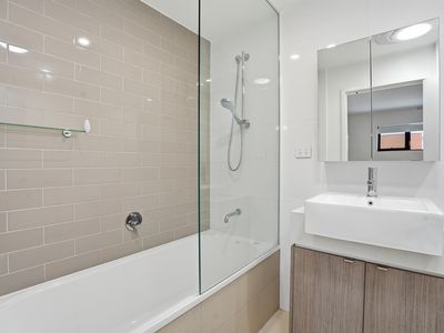 1 Capri Court, Hope Island
