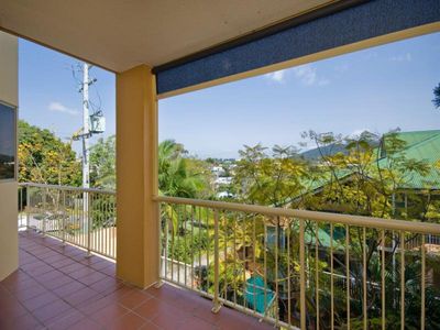 1 / 15 Clarence Road, Indooroopilly