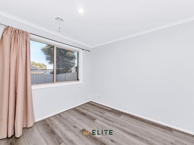 15 Stone Hill Circuit, Cranbourne East