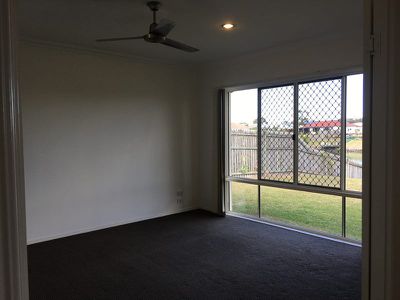 32 Earl St Vincent Circuit, Eli Waters