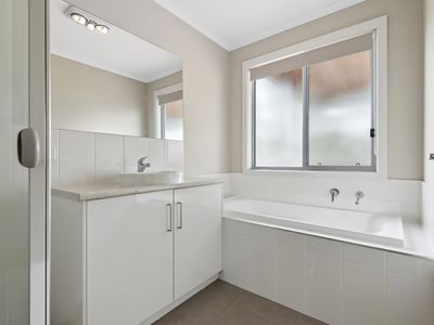 53 Seaview Avenue, Wirrina Cove
