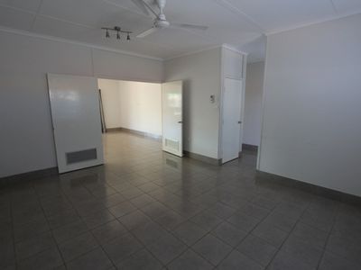 5 Dulverton Terrace, South Hedland