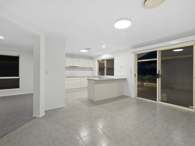 35 Underwood Street, Wakerley