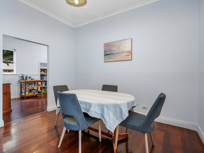 9 Butterfly Street, Piccadilly