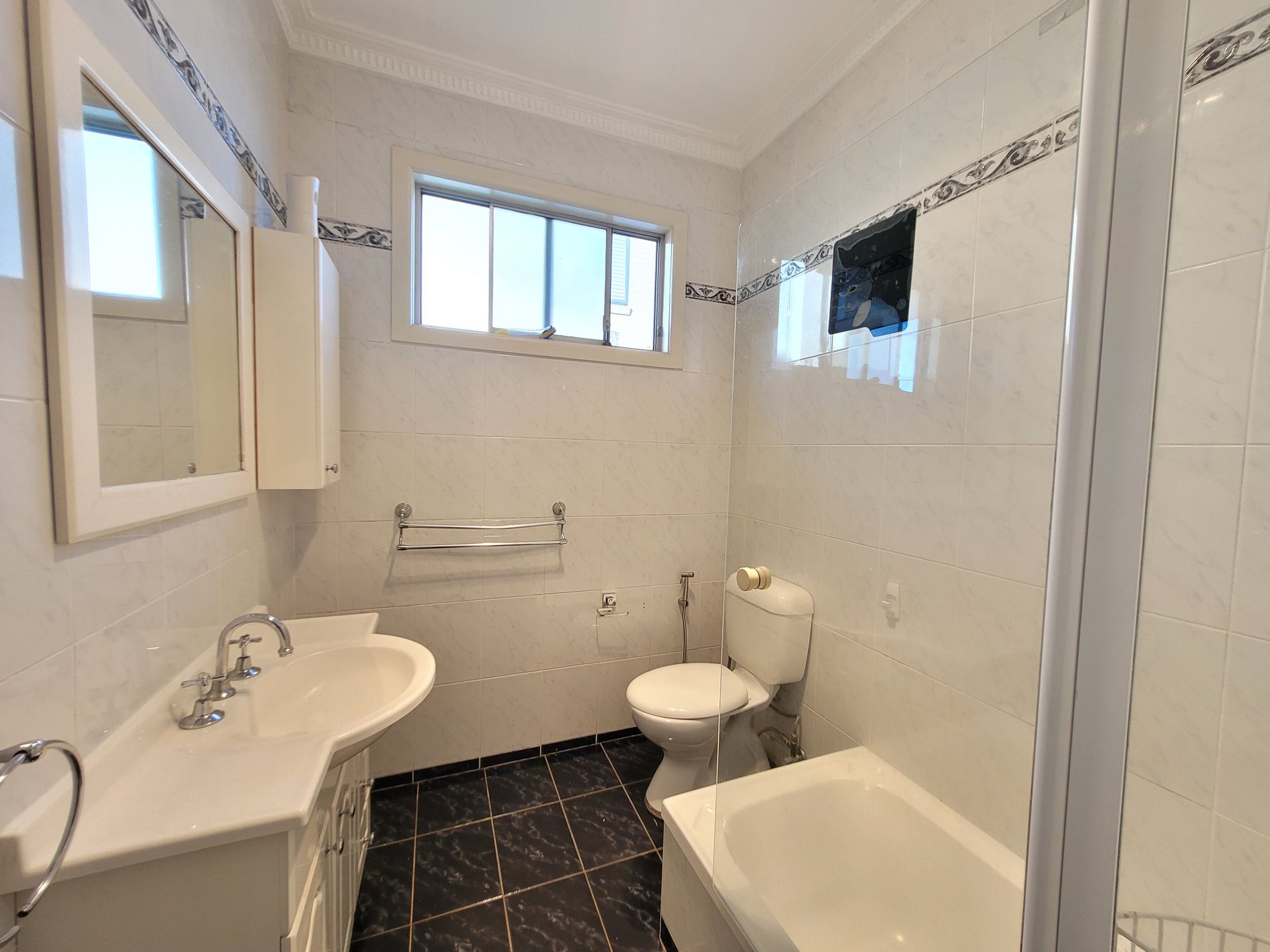 3 Phillip Street, Roselands