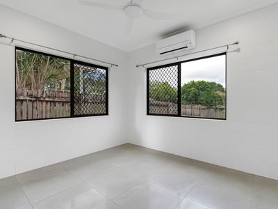 1 / 8 Haines Street, Gordonvale