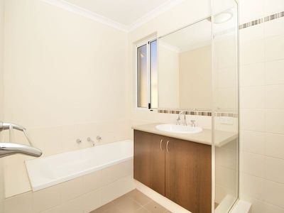 40 Baroness Road , Baldivis