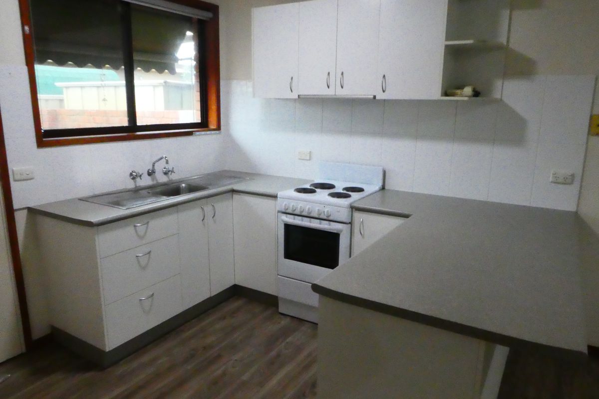 2 / 27 Fenaughty Street, Kyabram