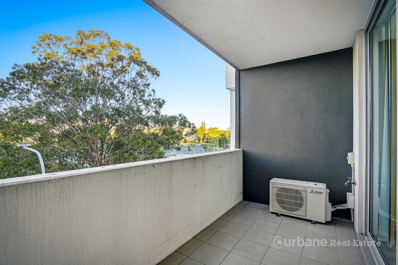 11 / 24 Mons Road, Westmead