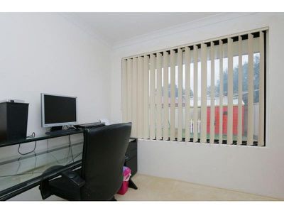 8 Bark Circle, Kenwick
