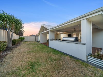 6 Wisely Court, Aubin Grove