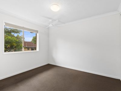 7 / 5 Vincent Street, Indooroopilly