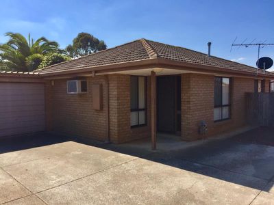 2 / 45 Chirnside Avenue, Werribee