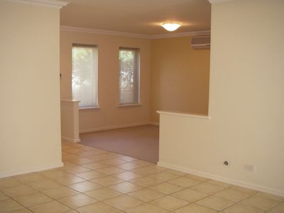 2/37 Parsons Way, Innaloo