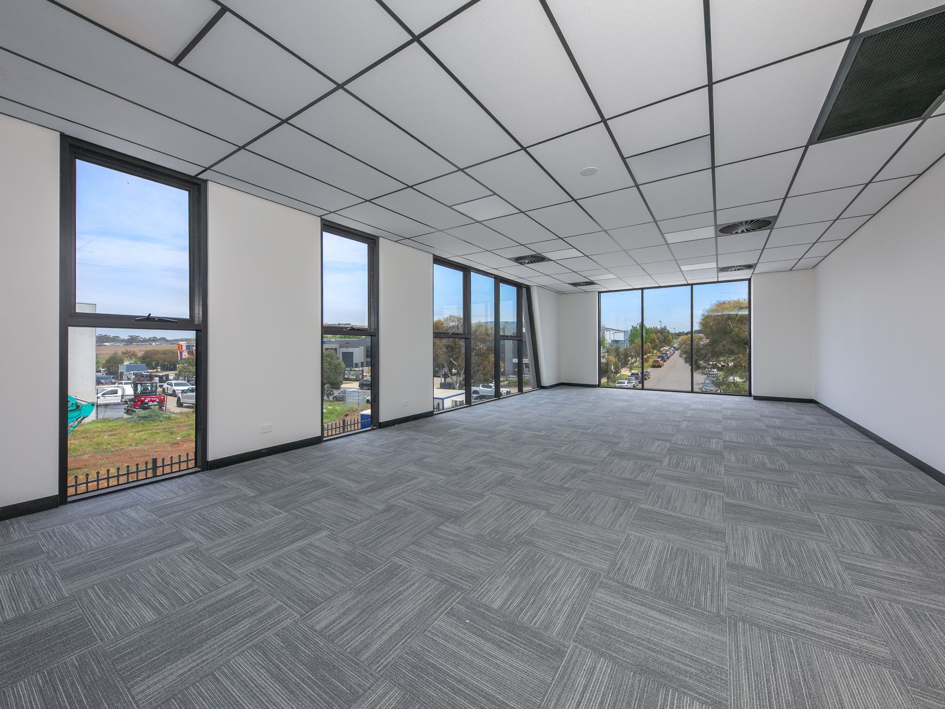 53 McDougall Road, Sunbury