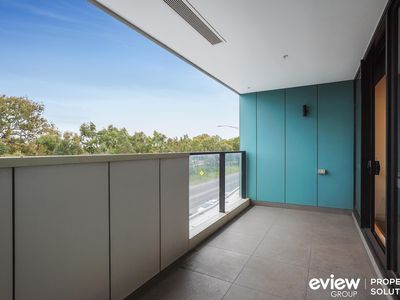 207 / 30 Bush Boulevard, Mill Park