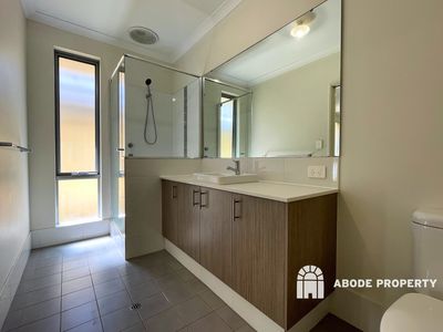 6 Dolomite Avenue, Wellard