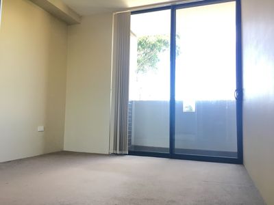 6 / 19  CLAREMONT STREET, Campsie