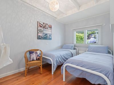 10 Mirrabooka Road, Mallacoota