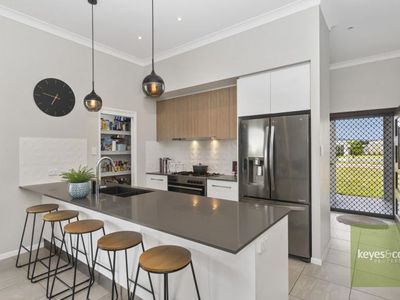 42 Bronze Street, Alice River