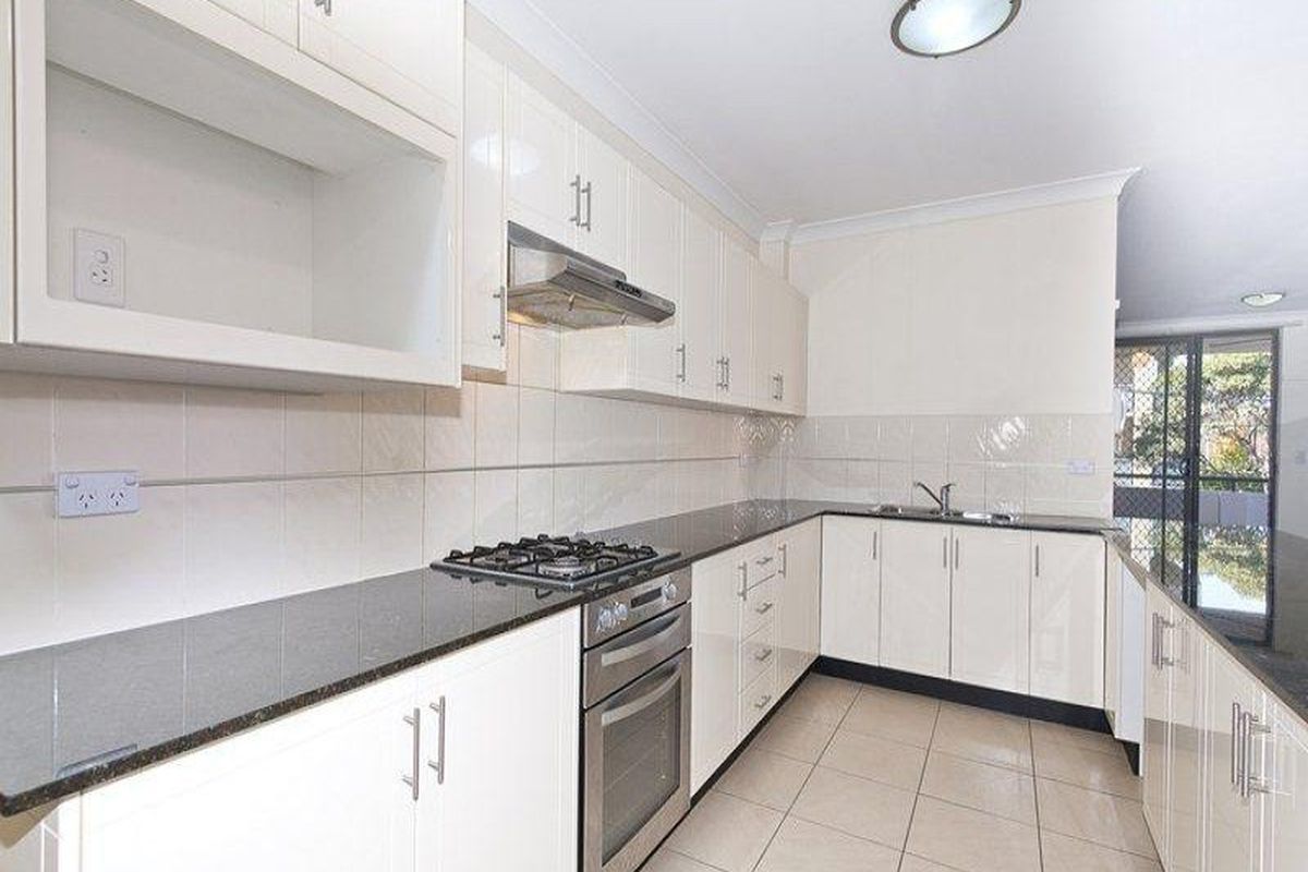 9 / 11 Crane Street, Homebush