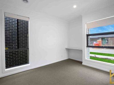 5 Lahore Close, Mount Cottrell