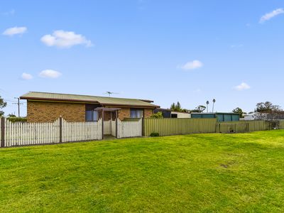 7 McRostie Street, Millicent