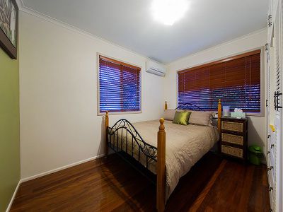 7 Boondara St, Manly West