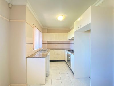 19 / 15-23 Mowle Street, Westmead