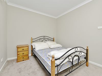 1 / 179 Leake Street, Belmont