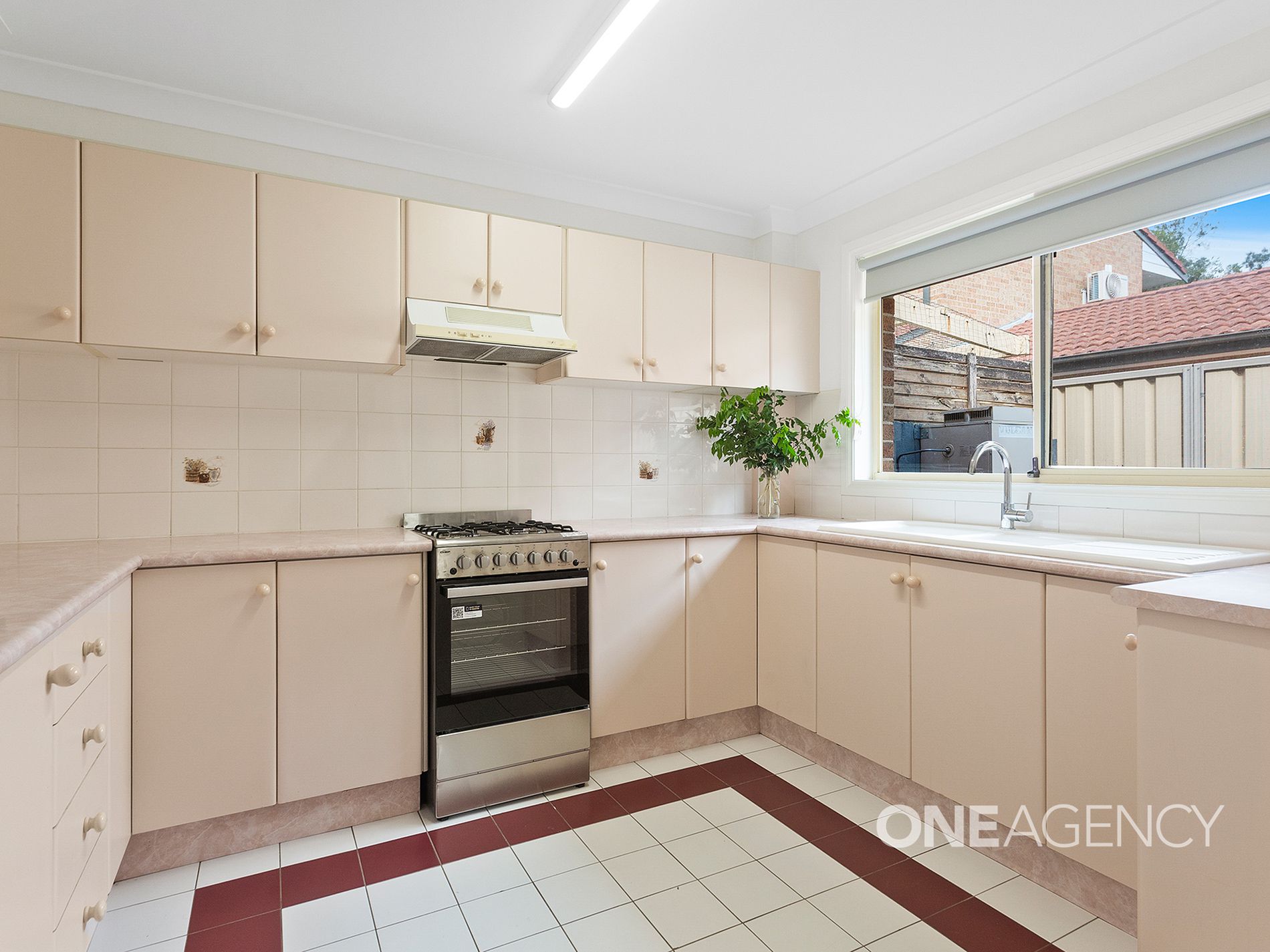 2 / 44 Bateman Avenue, Albion Park Rail