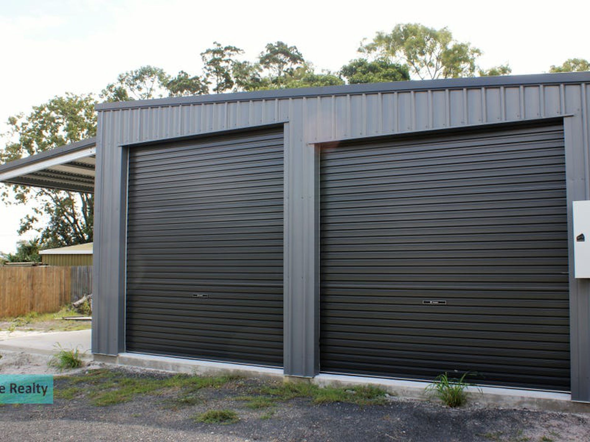 52 First Avenue, Woodgate