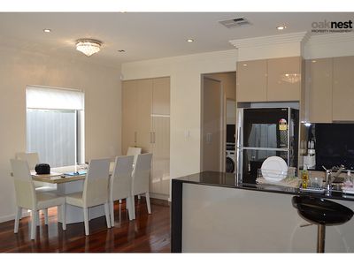Room 3  / 11A McEwin Street, Renown Park