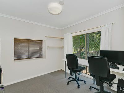 33 Pareena Crescent, Mansfield