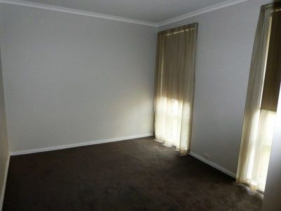 21 Kitchener Crescent, Seymour