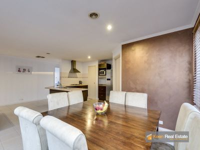 12 Meribel Way, Lynbrook