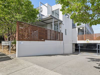 19 / 53 Whitehall Street, Footscray