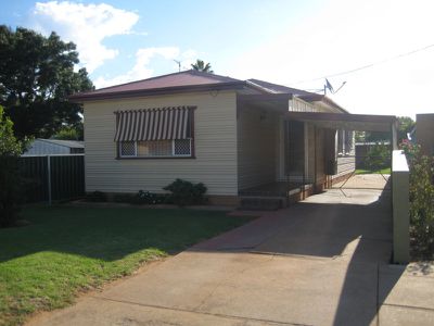 7 Samuels Street, Dubbo