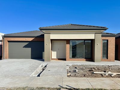 9 Anisata Way, Manor Lakes