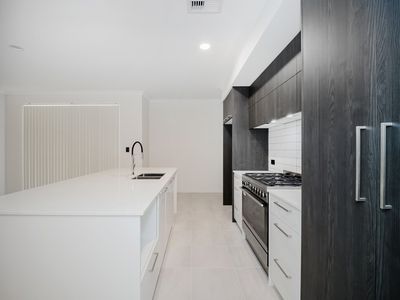 10 Rozelle View, Golden Bay