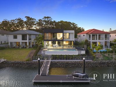 1054 Edgecliff Drive, Sanctuary Cove