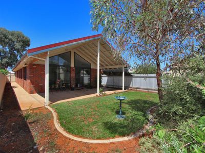 12 Rourke Cove, Kalgoorlie