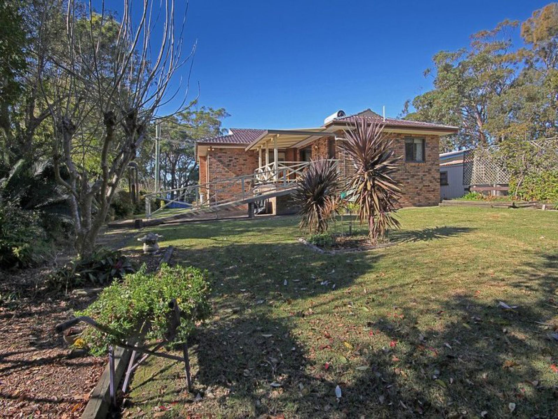 3 Davies Street, Mollymook