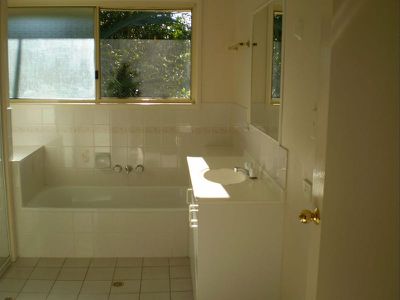 15 / 7 Oricon Crt, Springwood